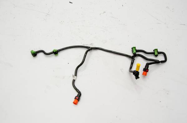 FORD CUSTOM 310 L 155 PS ÇIKMA PARÇA  2018 SONRASI ENJEKTÖR GERİ DÖNÜŞ BORUSU